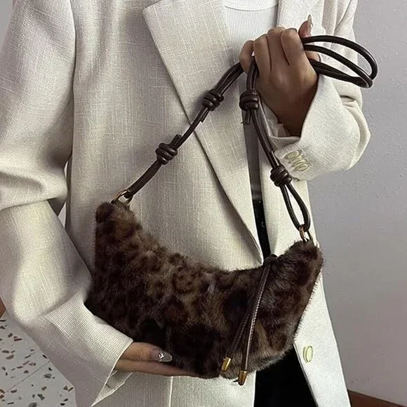 Leopard Faux Fur Sling Bag Womens Fuzzy Crossbody Purse for Casual Fashion - Picture 7 of 9